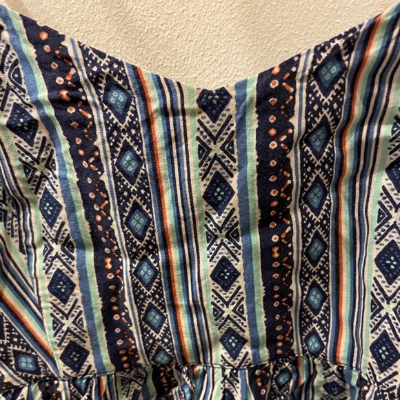 Forever 21 Tribal Top - Picture 8 of 8